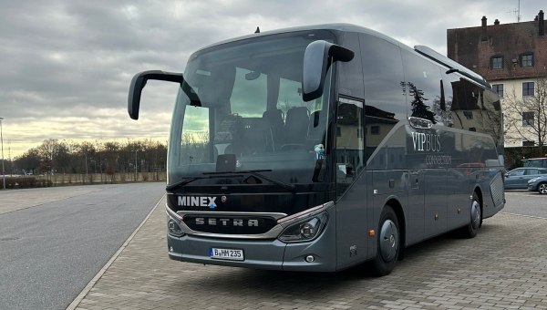 bis 32 oder 36 Sitzplätze